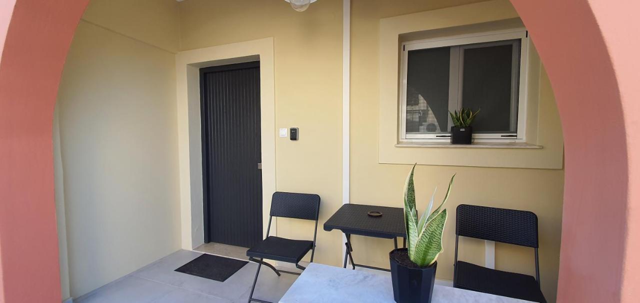 House Anna Maria Apartment Mantouki Luaran gambar
